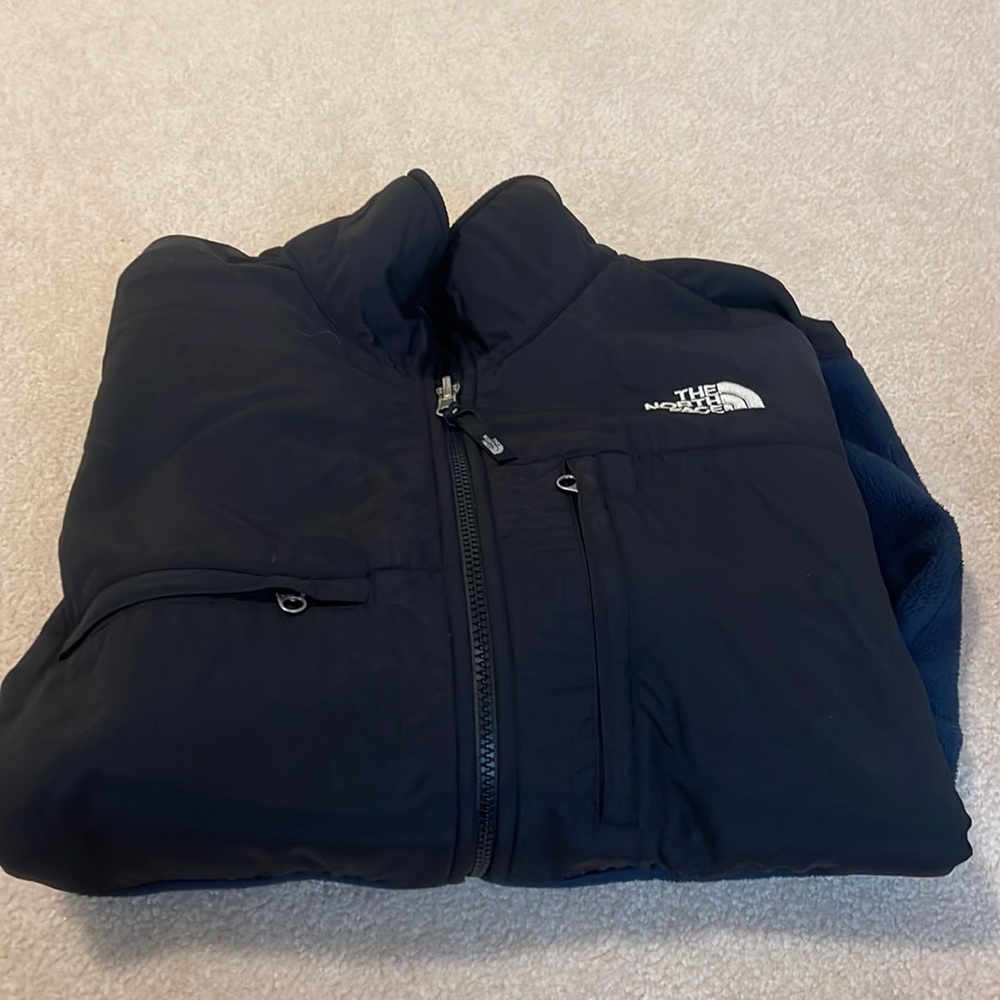 North Face Men’s Navy Jacket